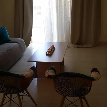 شقة Aegina باراليمني